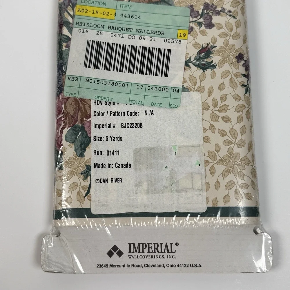Domestications Wallpaper Border 9 Inch 5 Yards Pre-Pasted Heirloom Floral Flower